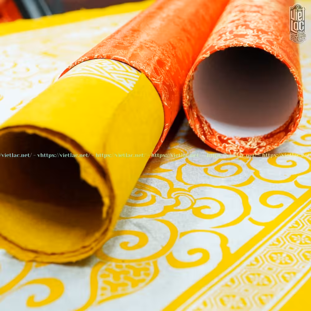 Ống đựng sắc phong bọc gấm - Ảnh 2